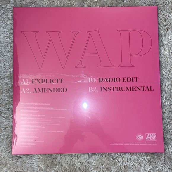 Signed Cardi B Gold Vinyl WAP - Picture 2 of 2